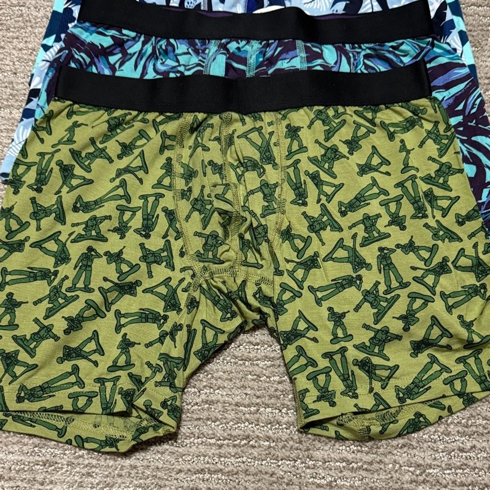 4 Pairs MeUndies Boxer Briefs - Green, Blue, Black Patterns